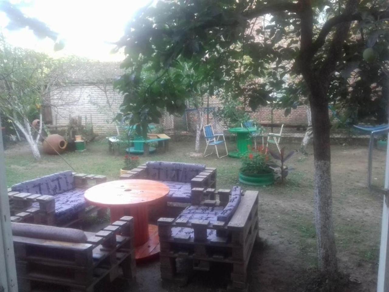 My Moon Hostel Zugdidi Esterno foto